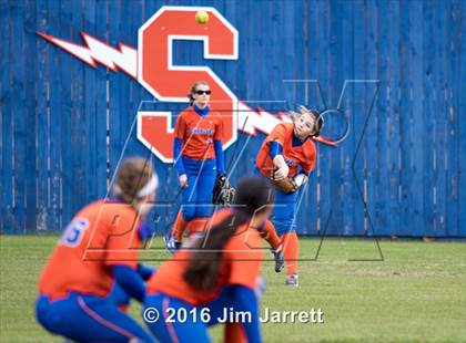 Thumbnail 2 in Southaven vs. Center Hill (Southaven Jamboree) photogallery.