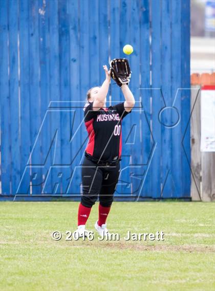 Thumbnail 1 in Southaven vs. Center Hill (Southaven Jamboree) photogallery.