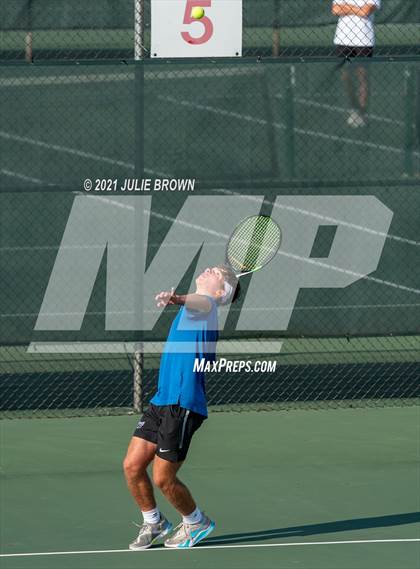 Thumbnail 2 in North Central vs Hamilton Southeastern IHSAA North Central Regional Team Semi-final  photogallery.