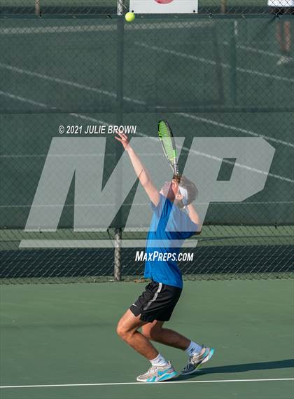 Thumbnail 2 in North Central vs Hamilton Southeastern IHSAA North Central Regional Team Semi-final  photogallery.