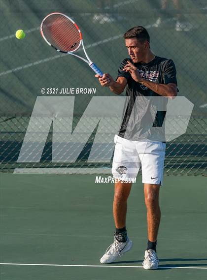 Thumbnail 1 in North Central vs Hamilton Southeastern IHSAA North Central Regional Team Semi-final  photogallery.