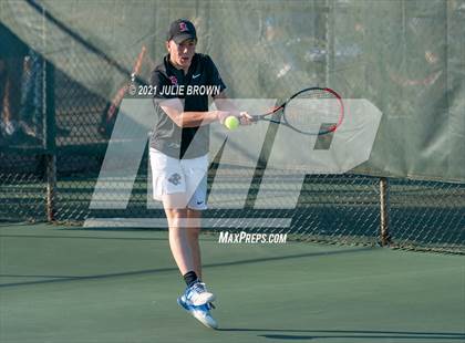 Thumbnail 2 in North Central vs Hamilton Southeastern IHSAA North Central Regional Team Semi-final  photogallery.