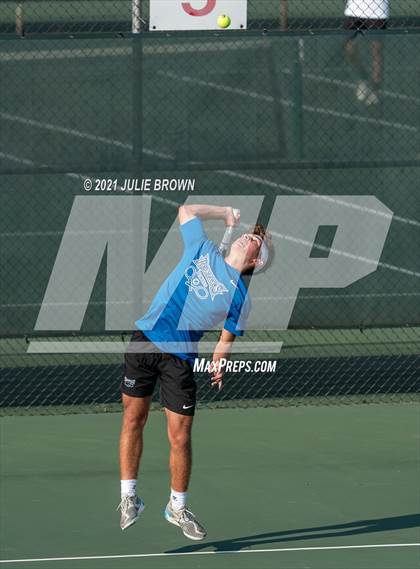 Thumbnail 2 in North Central vs Hamilton Southeastern IHSAA North Central Regional Team Semi-final  photogallery.