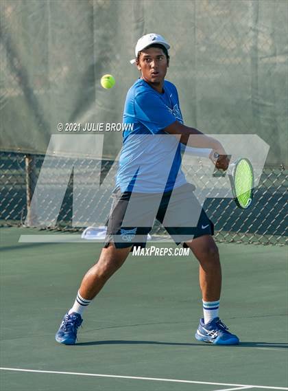 Thumbnail 1 in North Central vs Hamilton Southeastern IHSAA North Central Regional Team Semi-final  photogallery.