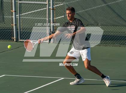 Thumbnail 2 in North Central vs Hamilton Southeastern IHSAA North Central Regional Team Semi-final  photogallery.