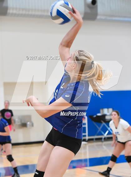 Thumbnail 1 in Camelback vs. Camp Verde (Desert Classic) photogallery.