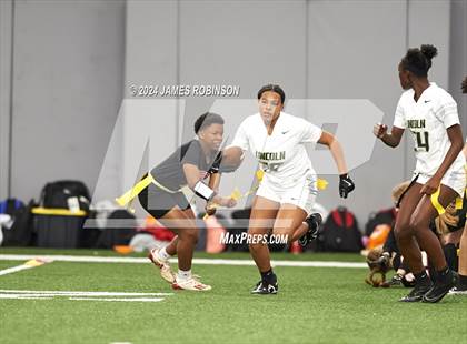 Thumbnail 3 in Lincoln vs Middleburg (Jaguars Preseason Classic) photogallery.