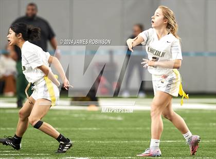 Thumbnail 3 in Lincoln vs Middleburg (Jaguars Preseason Classic) photogallery.