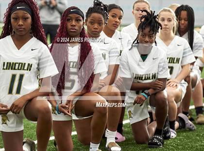 Thumbnail 2 in Lincoln vs Middleburg (Jaguars Preseason Classic) photogallery.