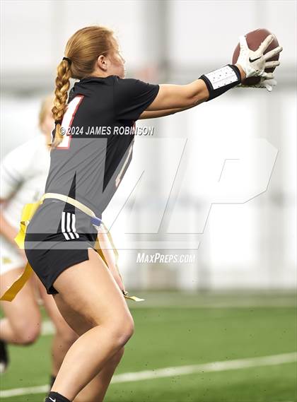 Thumbnail 2 in Lincoln vs Middleburg (Jaguars Preseason Classic) photogallery.