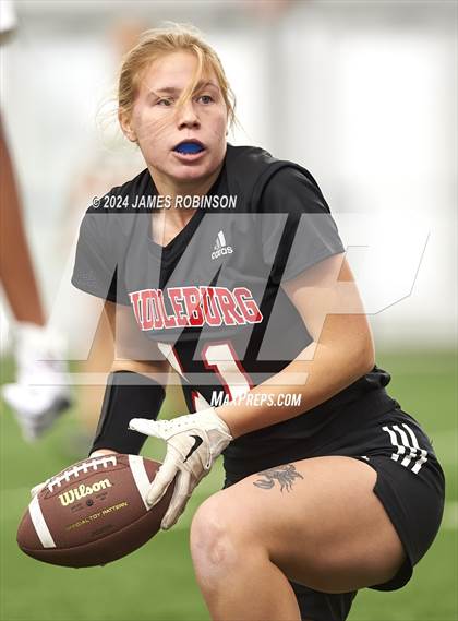 Thumbnail 2 in Lincoln vs Middleburg (Jaguars Preseason Classic) photogallery.