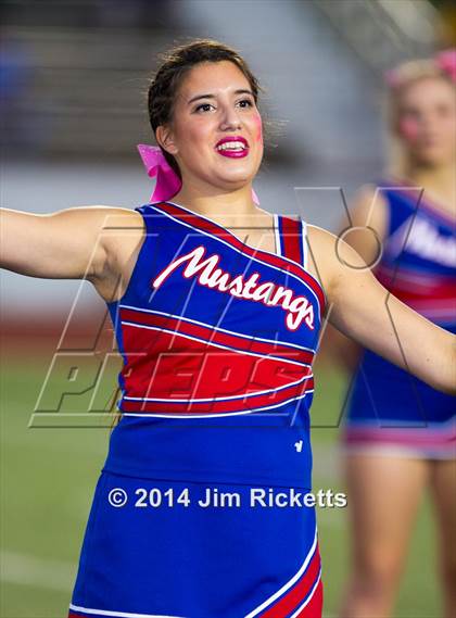 Thumbnail 2 in Carter-Riverside @ Grapevine photogallery.