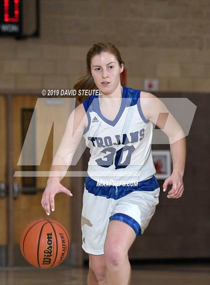 Thumbnail 3 in Whitney vs. Lower Lake (Lincoln Invitational) photogallery.
