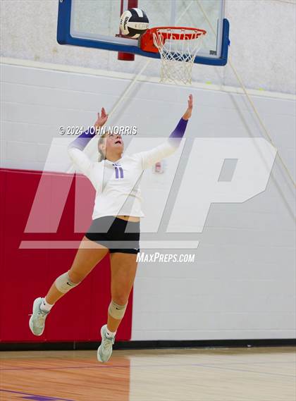 Thumbnail 1 in East Noble vs. Leo (West Noble Invite) photogallery.