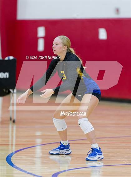 Thumbnail 1 in East Noble vs. Leo (West Noble Invite) photogallery.