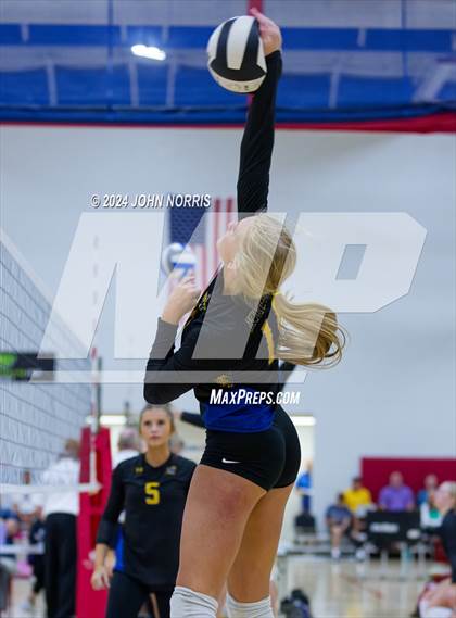 Thumbnail 3 in East Noble vs. Leo (West Noble Invite) photogallery.