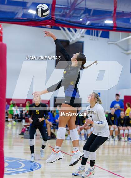 Thumbnail 2 in East Noble vs. Leo (West Noble Invite) photogallery.