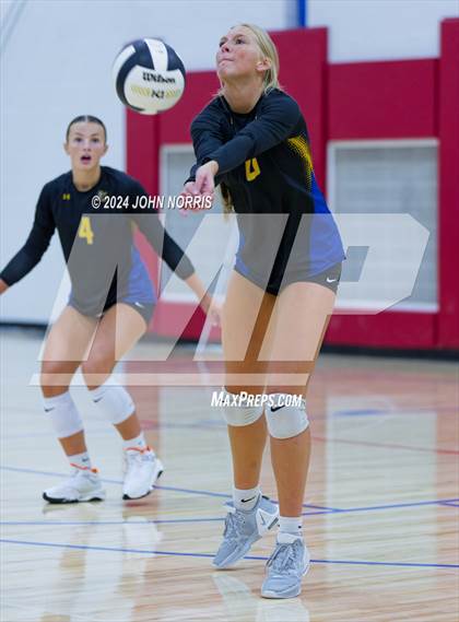 Thumbnail 1 in East Noble vs. Leo (West Noble Invite) photogallery.