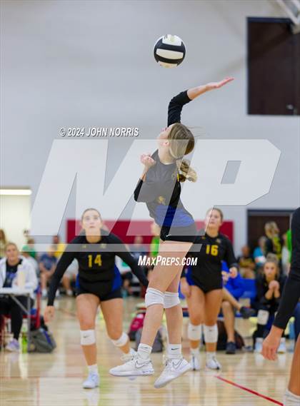 Thumbnail 2 in East Noble vs. Leo (West Noble Invite) photogallery.