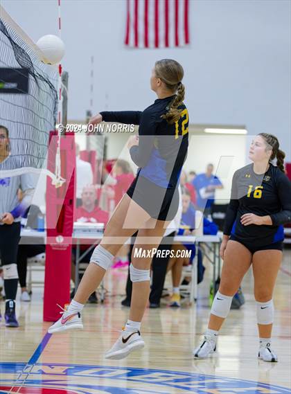 Thumbnail 2 in East Noble vs. Leo (West Noble Invite) photogallery.