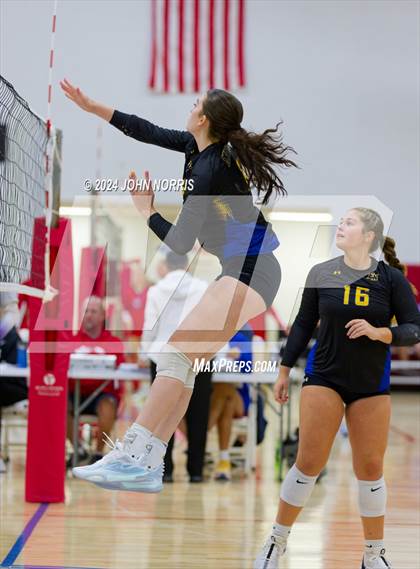 Thumbnail 2 in East Noble vs. Leo (West Noble Invite) photogallery.