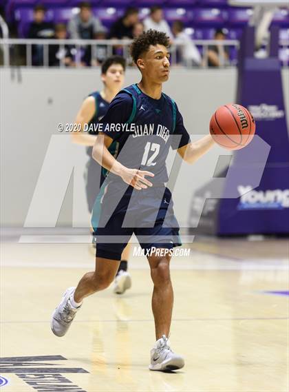 Thumbnail 2 in Ridgeline vs. Juan Diego Catholic (UHSAA 4A Quarterfinal) photogallery.