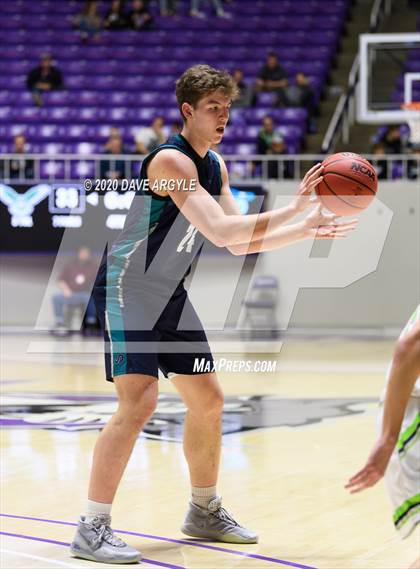 Thumbnail 2 in Ridgeline vs. Juan Diego Catholic (UHSAA 4A Quarterfinal) photogallery.