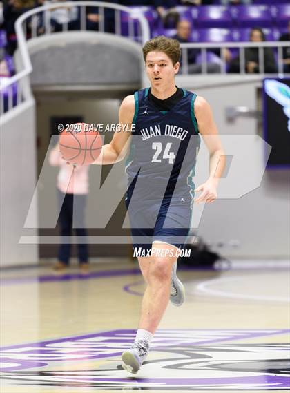 Thumbnail 2 in Ridgeline vs. Juan Diego Catholic (UHSAA 4A Quarterfinal) photogallery.