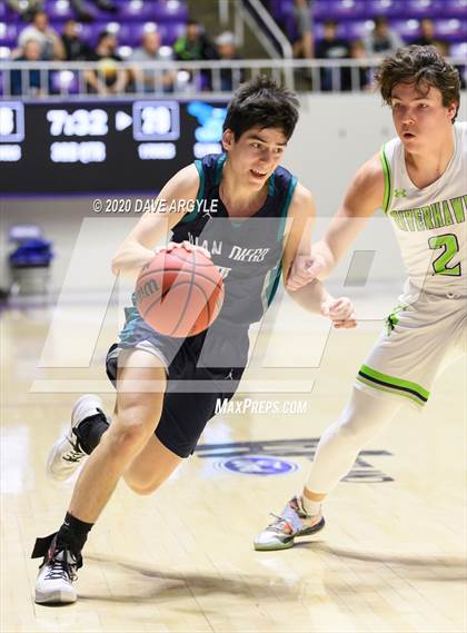 Thumbnail 2 in Ridgeline vs. Juan Diego Catholic (UHSAA 4A Quarterfinal) photogallery.