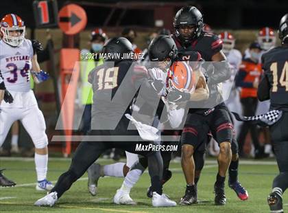 Thumbnail 1 in Oaks Christian vs Westlake photogallery.