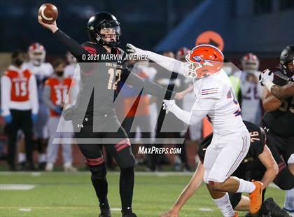 Thumbnail 1 in Oaks Christian vs Westlake photogallery.
