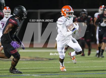 Thumbnail 1 in Oaks Christian vs Westlake photogallery.