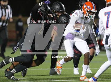 Thumbnail 3 in Oaks Christian vs Westlake photogallery.