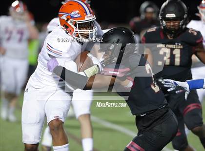 Thumbnail 1 in Oaks Christian vs Westlake photogallery.