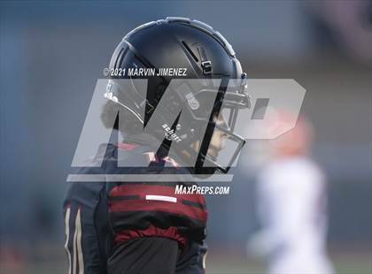 Thumbnail 1 in Oaks Christian vs Westlake photogallery.