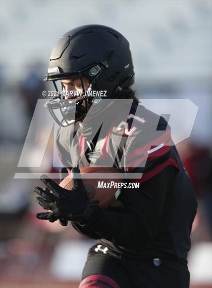 Thumbnail 2 in Oaks Christian vs Westlake photogallery.