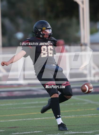 Thumbnail 1 in Oaks Christian vs Westlake photogallery.