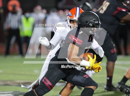 Thumbnail 1 in Oaks Christian vs Westlake photogallery.