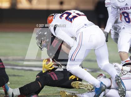 Thumbnail 1 in Oaks Christian vs Westlake photogallery.