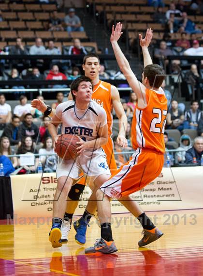 Thumbnail 3 in Exeter vs. Coalinga (CIF CS D4 Final) photogallery.