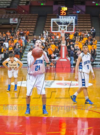 Thumbnail 1 in Exeter vs. Coalinga (CIF CS D4 Final) photogallery.