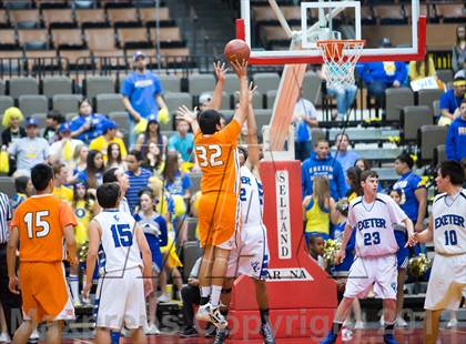 Thumbnail 2 in Exeter vs. Coalinga (CIF CS D4 Final) photogallery.