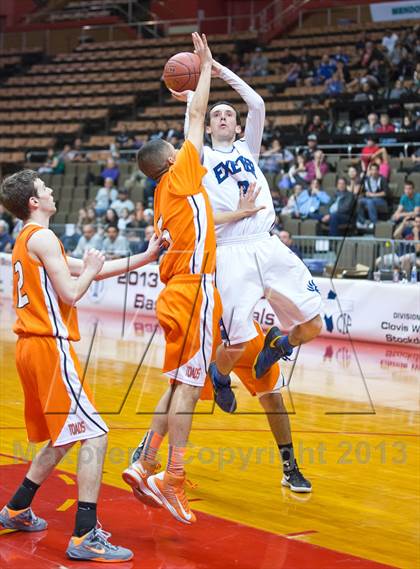 Thumbnail 3 in Exeter vs. Coalinga (CIF CS D4 Final) photogallery.