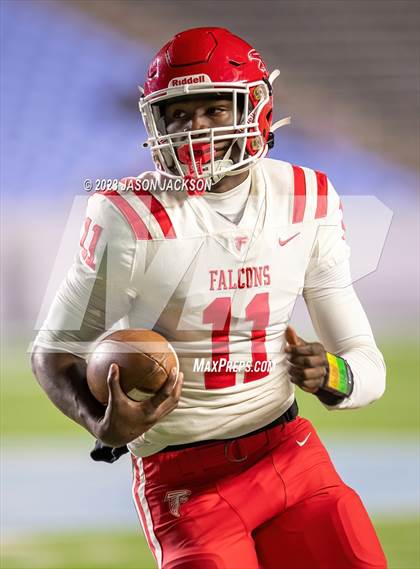 Thumbnail 3 in Seventy-First vs Hickory (NCHSAA 3A Final) photogallery.