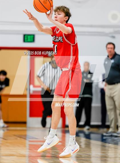 Thumbnail 2 in Burlingame @ Hillsdale photogallery.