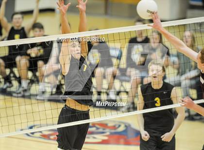 Thumbnail 1 in Gilbert @ Perry (AIA 6A Quarterfinal) photogallery.