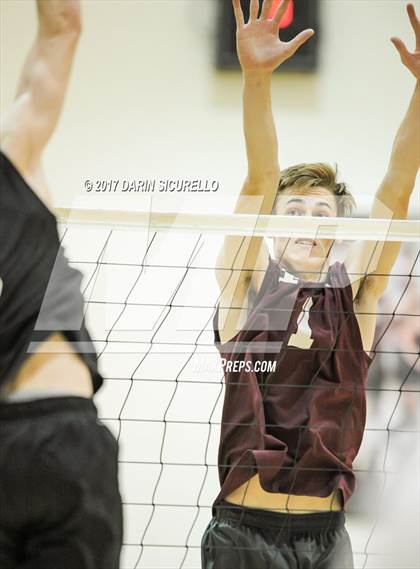 Thumbnail 2 in Gilbert @ Perry (AIA 6A Quarterfinal) photogallery.