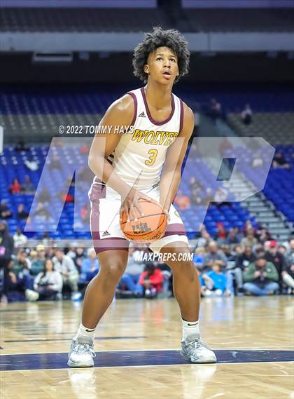 Thumbnail 1 in Beaumont United vs. Mansfield Timberview (UIL 5A State Final) photogallery.