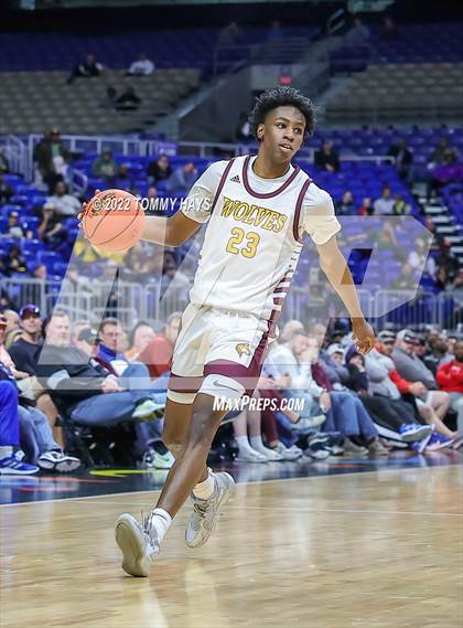 Thumbnail 3 in Beaumont United vs. Mansfield Timberview (UIL 5A State Final) photogallery.