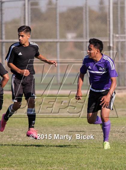 Thumbnail 3 in Enochs vs. Johansen photogallery.
